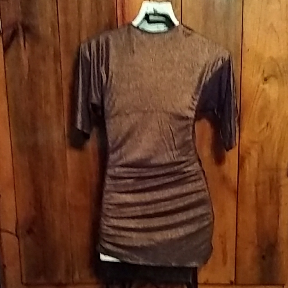 Express Pullover Top - Picture 5 of 8